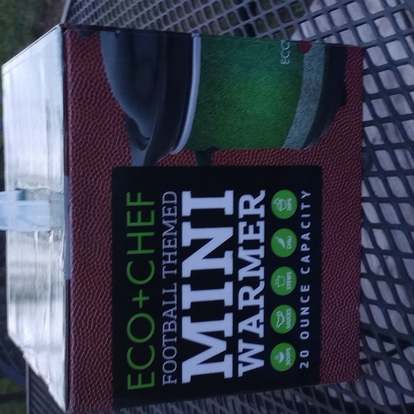 NIB ECO+CHEF FOOTBALL THEMED MINI WARMER - Picture 4 of 9